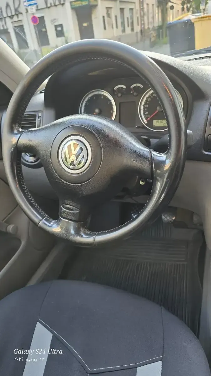 Gebraucht VW Bora 75 PS (55 kW) 2000 Grau Limousine