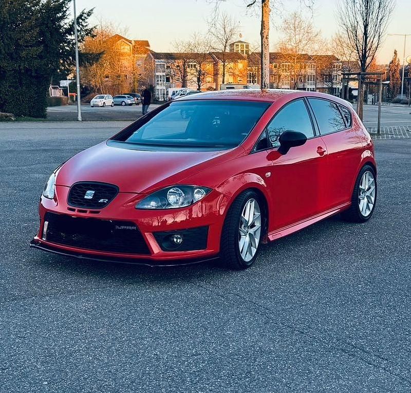 Gebraucht Seat Leon CUPRA 265 PS (194 kW) 2011 Rot Limousine