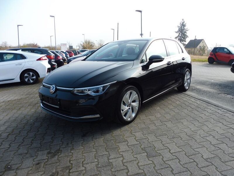 Schwarz Gebraucht 2022 VW Golf VIII Style Limousine | 25.200 € (Fairer Preis) - Bild 1/4