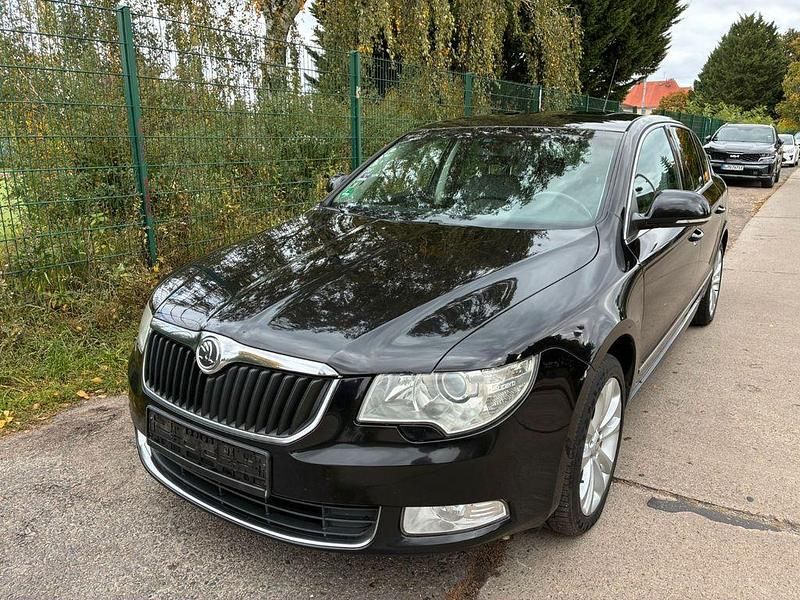 Gebraucht Skoda Superb Elegance 170 PS (125 kW) 2009 Schwarz Limousine