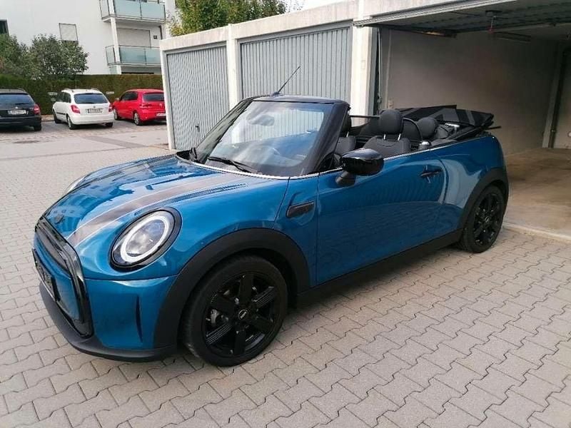 Blau Gebraucht 2021 Mini Cooper Classic Kleinwagen | 18.000 € (Superpreis) - Bild 1/4