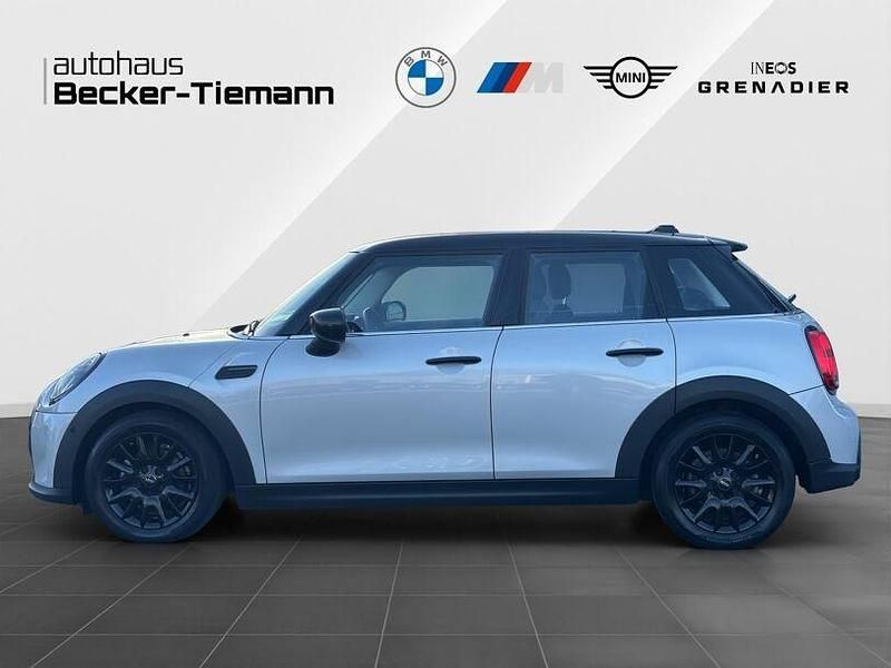 Gebraucht Mini Cooper 136 PS (100 kW) 2022 Weiß Kleinwagen