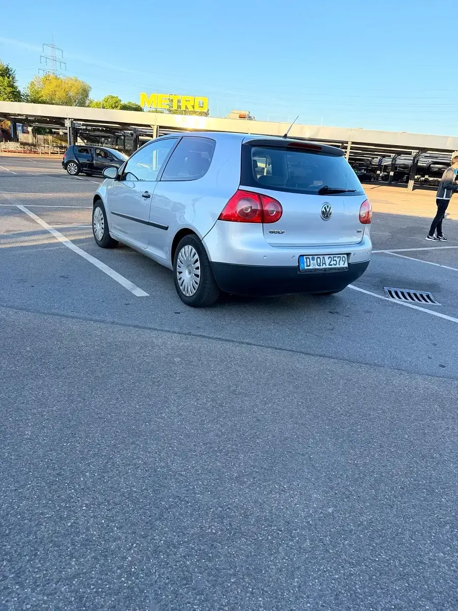 Gebraucht VW Golf 105 PS (77 kW) 2007 Grau Coupé