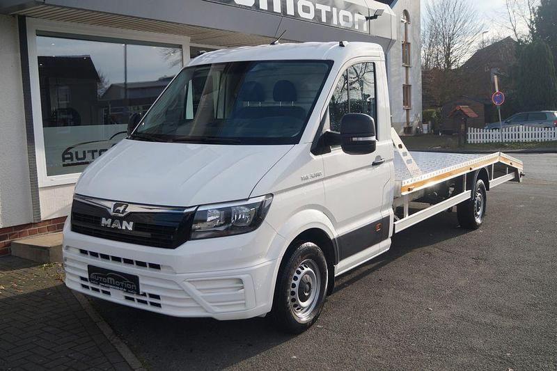Weiß Gebraucht 2021 VW Crafter Van | 34.890 € - Bild 1/4