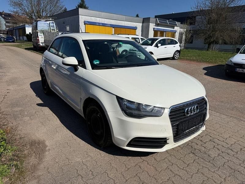 Gebraucht Audi A1 86 PS (63 kW) 2012 Weiß Kleinwagen