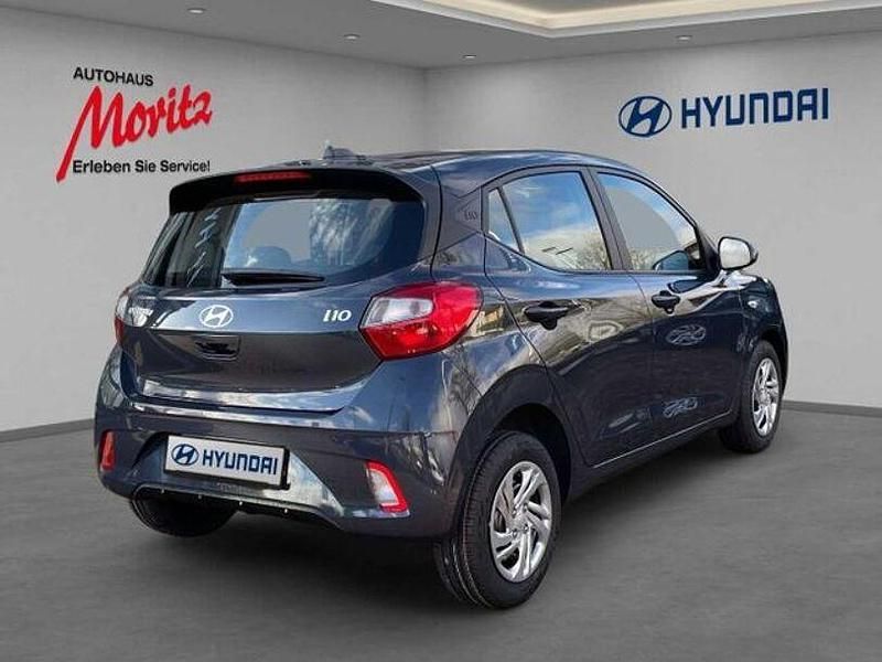 Gebraucht Hyundai i10 Select 63 PS (46 kW) 2024 Schwarz Kleinwagen