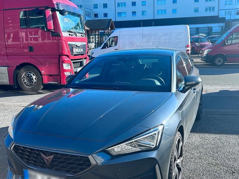 Gebraucht Cupra Leon 150 PS (110 kW) 2021 Grau Limousine