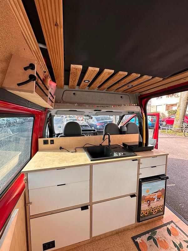 Gebraucht Ford Transit 86 PS (63 kW) 2012 Rot Van / Kleinbus