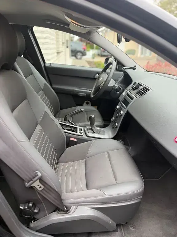 Używany Volvo V50 109 KM (80 kW) 2008 Czarny Kombi