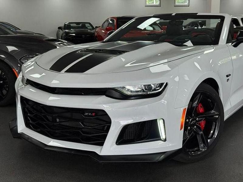 Gebraucht Chevrolet Camaro 461 PS (339 kW) 2022 Weiss