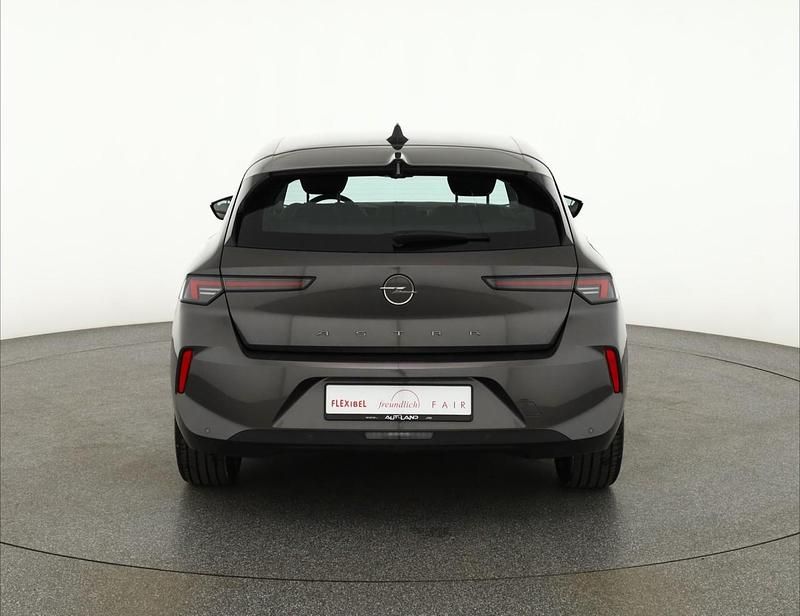 Gebraucht Opel Astra 131 PS (96 kW) 2024 Grau Limousine