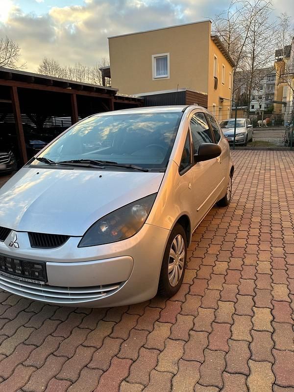 Gebraucht Mitsubishi Colt 95 PS (69 kW) 2008 Silber Kleinwagen