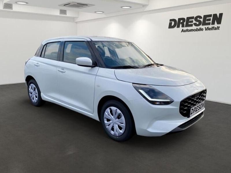 Neu Suzuki Swift Club 83 PS (61 kW) 2026 Weiss Kleinwagen