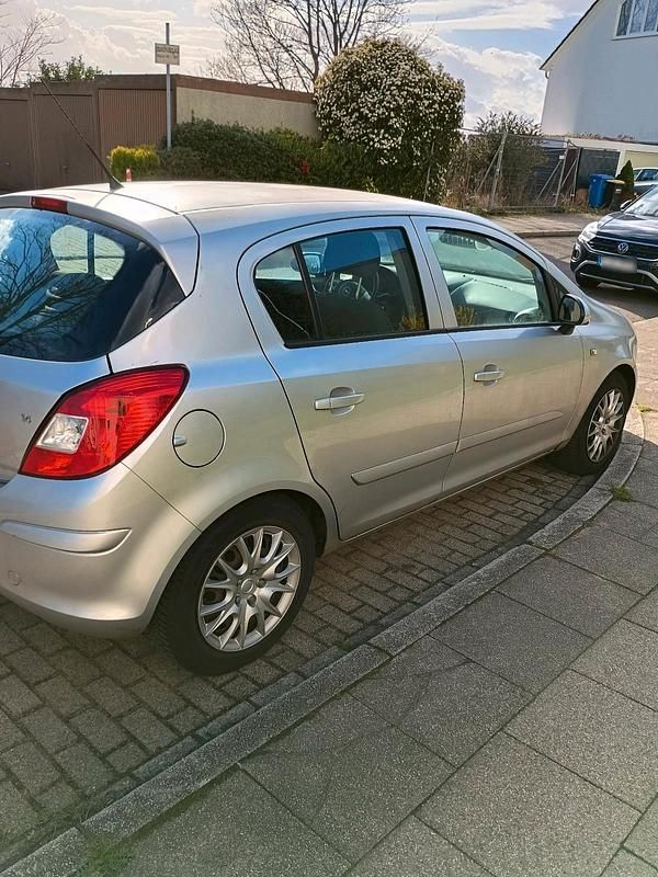 Gebraucht Opel Corsa 90 PS (66 kW) 2007 Grau Kleinwagen