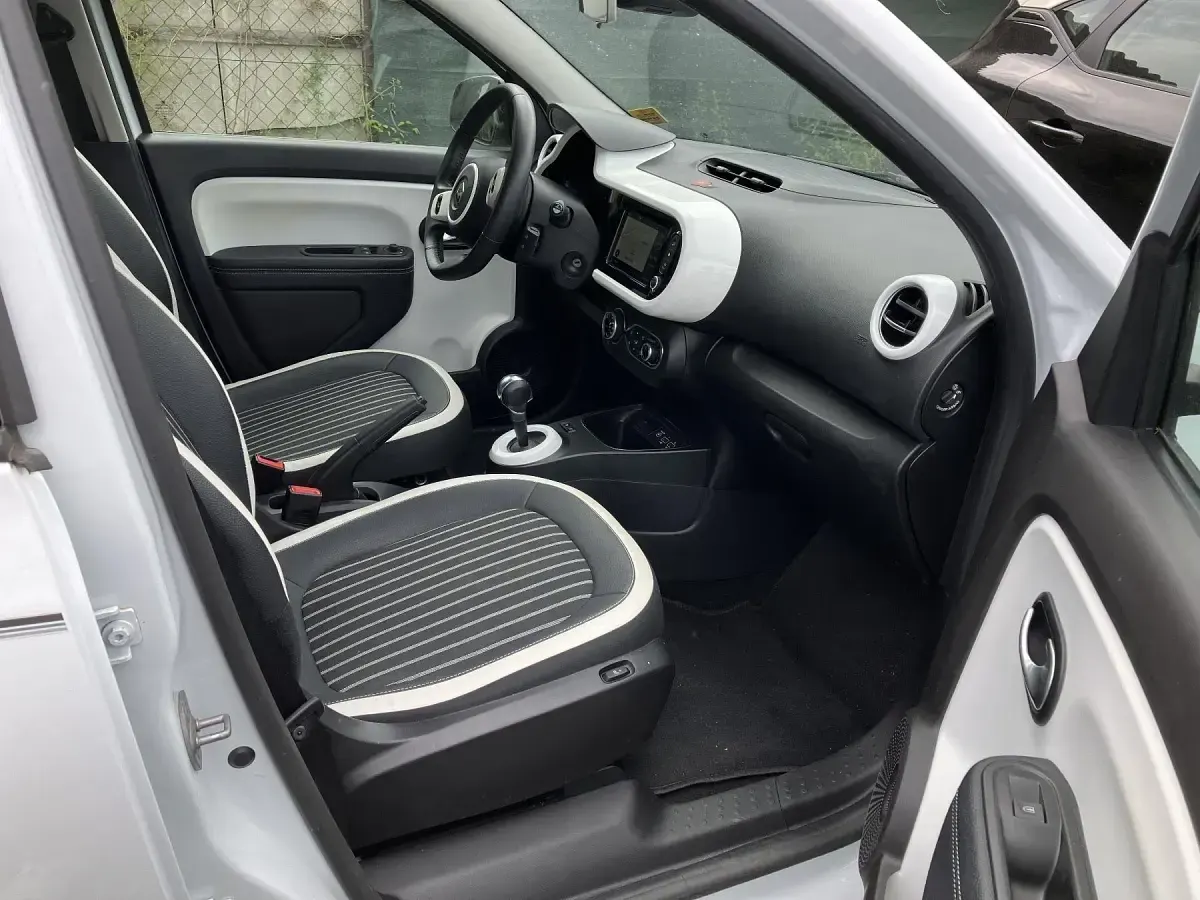 Brugt Renault Twingo 60 kW (82 HK) 2023 Hvid Hatchback