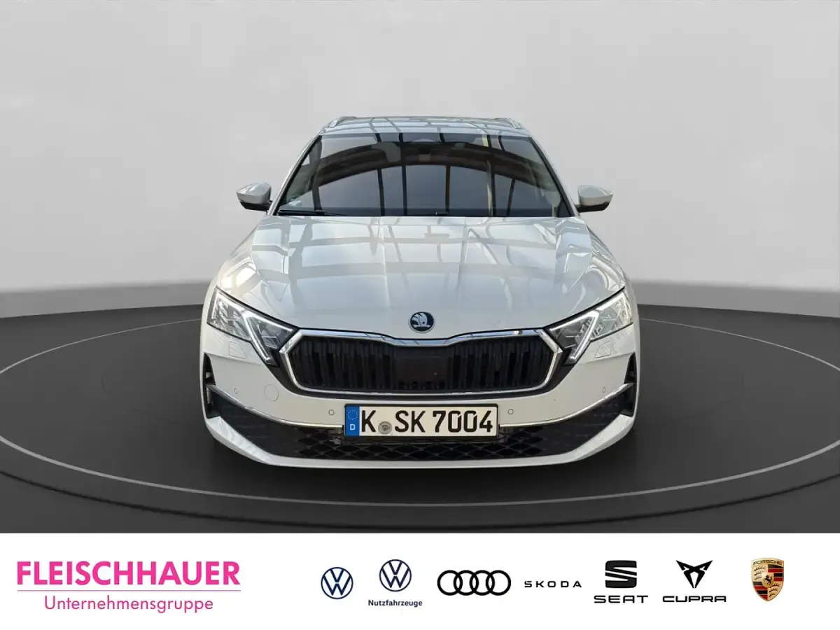 Gebraucht Skoda Octavia SportLine 265 PS (194 kW) 2025 Grau Kombi