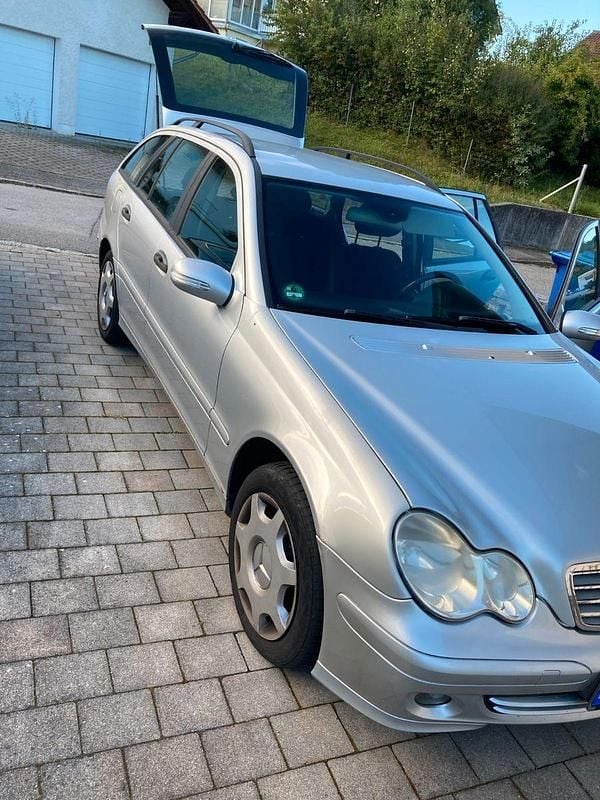 Silber Gebraucht 2006 Mercedes C180 Classic Kombi | 2.200 € (Superpreis) - Bild 1/4