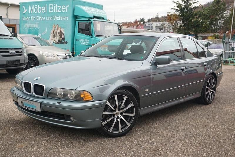 Gebraucht BMW 530 Sport Line 193 PS (141 kW) 2002 Grau Limousine
