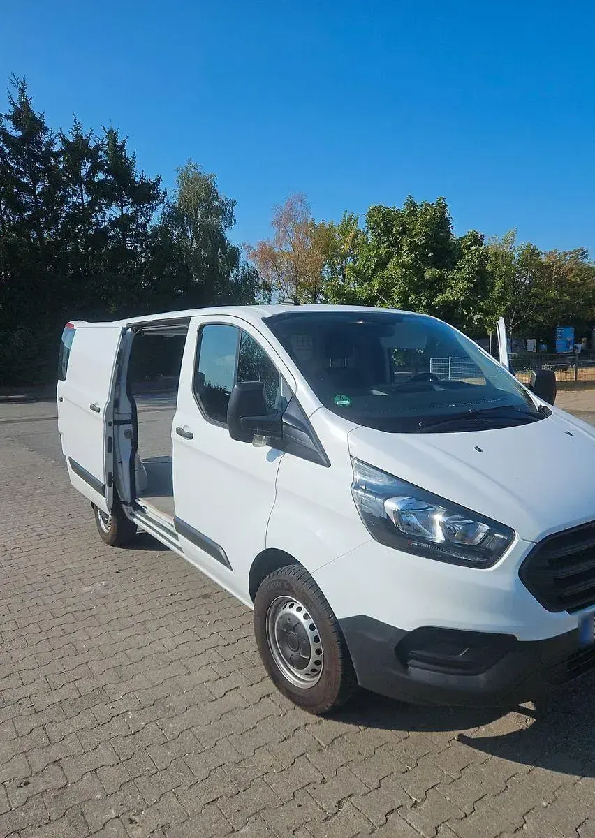 Gebraucht Ford Transit Custom 107 PS (78 kW) 2020 Weiß Van / Kleinbus