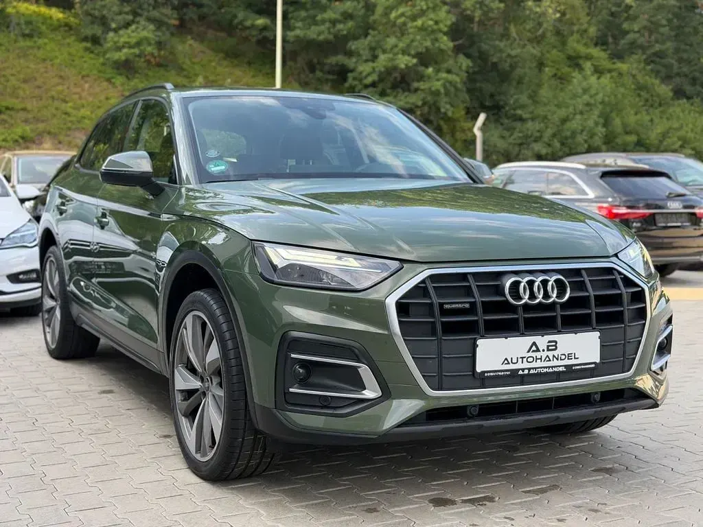Gebraucht Audi Q5 S-Line 204 PS (150 kW) 2022 Grün SUV