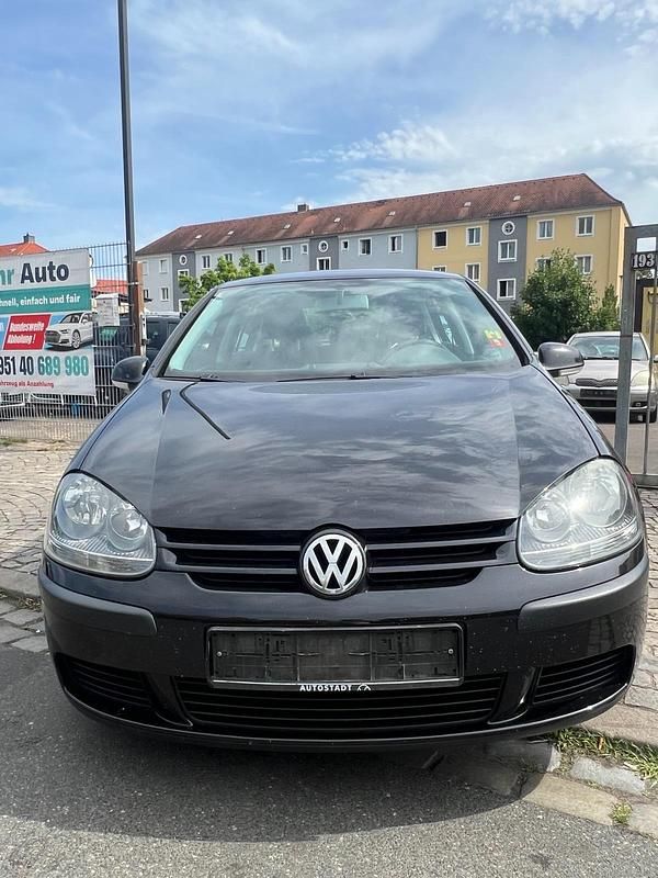 Schwarz Gebraucht 2004 VW Golf V Limousine | 990 € (Guter Preis) - Bild 1/4