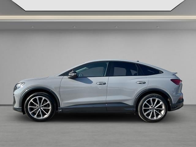 Gebraucht Audi Q4 Sportback e-tron Advanced 150 kW (204 PS) 2023 Schwarz SUV