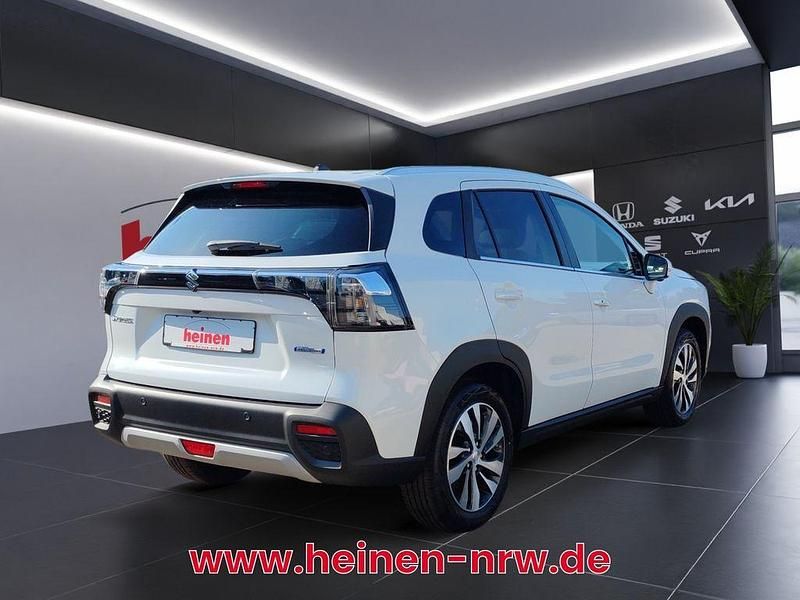 Neu Suzuki SX4 S-Cross Comfort+ 129 PS (94 kW) 2025 Weiß SUV