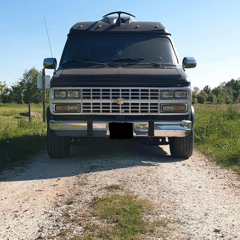 Schwarz Gebraucht 1992 Chevrolet G Van | 15.423 € - Bild 1/4