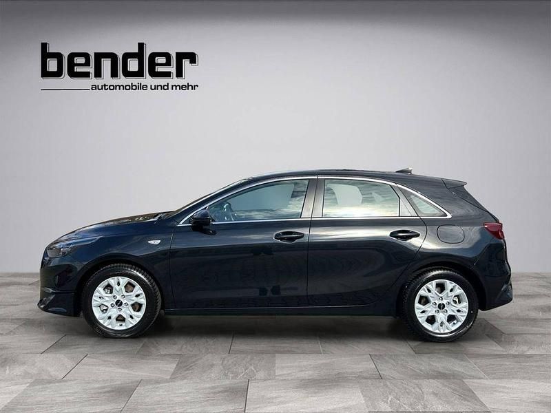 Gebraucht Kia Ceed Vision 140 PS (102 kW) 2025 Schwarz Kleinwagen