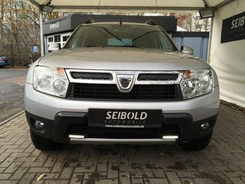 Gebraucht Dacia Duster Prestige 107 PS (78 kW) 2012 Silber SUV