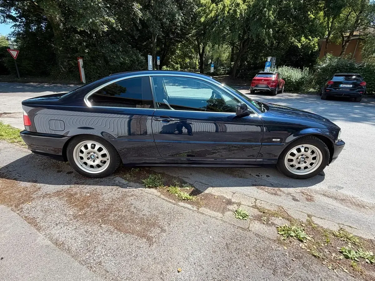 Gebraucht BMW 320 170 PS (125 kW) 2001 Blau Coupé