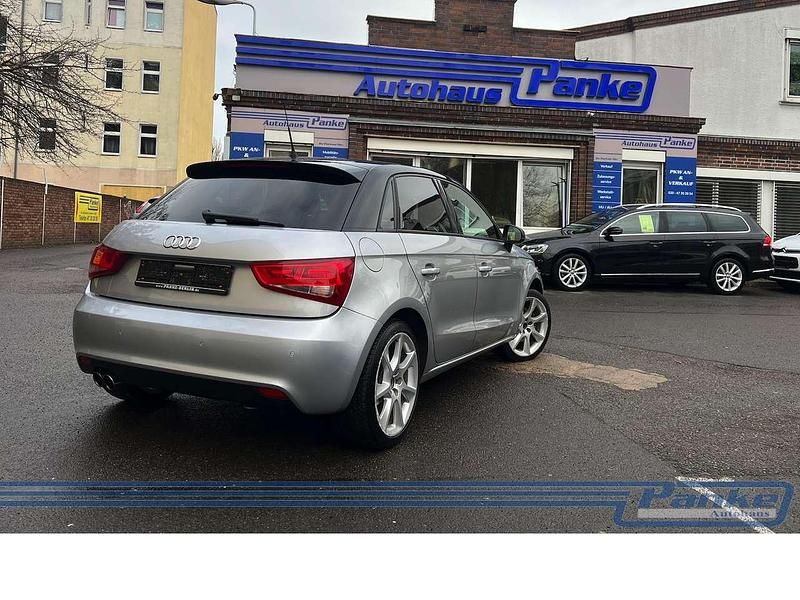 Second-hand Audi A1 Ambition 140 CP (102 kW) 2014 Argintiu Hatchback