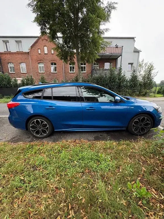 Usata Ford Focus ST-Line 150 CV (110 kW) 2019 Blu Berlina