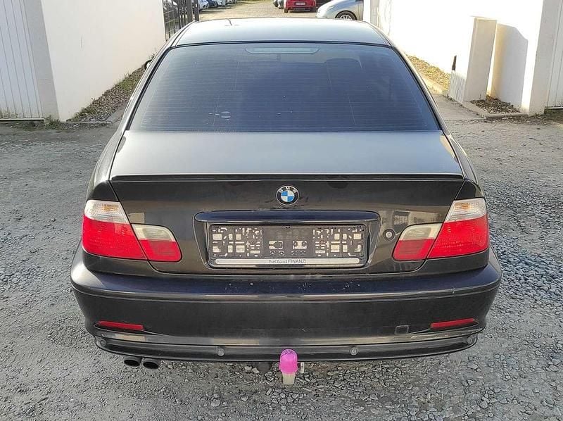 Gebraucht BMW 320 150 PS (110 kW) 2000 Schwarz Coupé