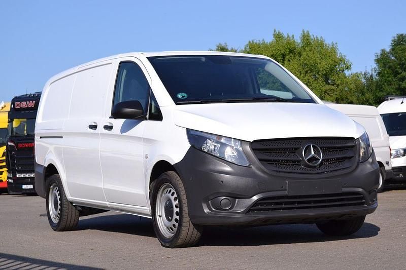 Gebraucht Mercedes Vito 163 PS (119 kW) 2020 Weiß Van