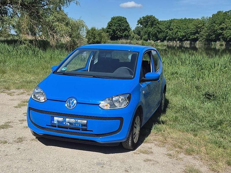 Second-hand VW up! 60 CP (44 kW) 2016 Albastru Hatchback
