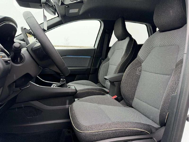 Neu Renault Captur Techno 91 PS (66 kW) 2025 Perlmuttweiß, dach in perlmut SUV