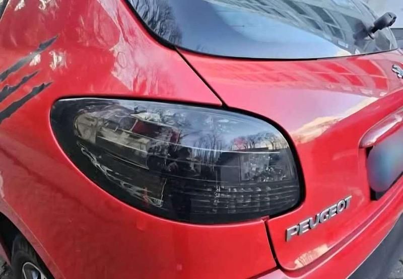 Gebraucht Peugeot 206 73 PS (53 kW) 2010 Limousine