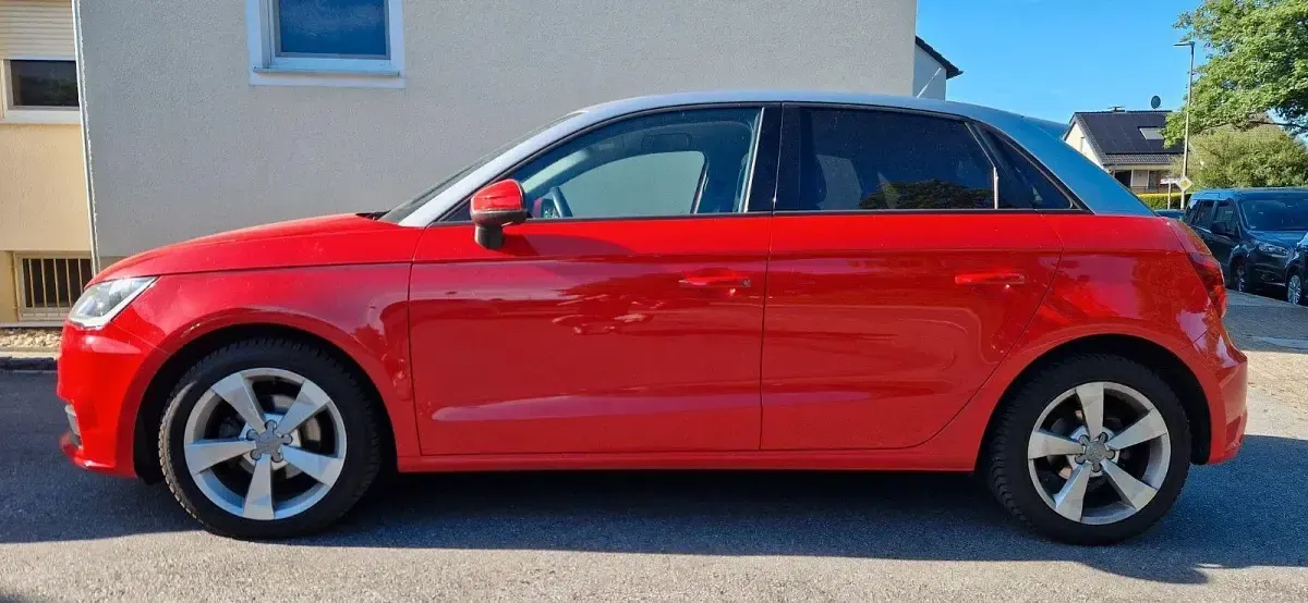 Gebraucht Audi A1 Sportback Sport 95 PS (69 kW) 2019 Rot Kleinwagen