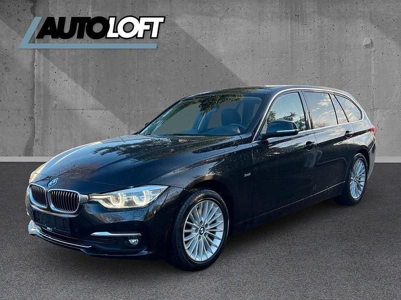 Schwarz Gebraucht 2017 BMW 320 Luxury Line Kombi | 14.999 € (Guter Preis) - Bild 1/4
