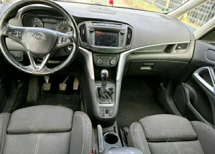 Gebraucht Opel Zafira Tourer 150 PS (110 kW) 2017 Weiß Van / Kleinbus