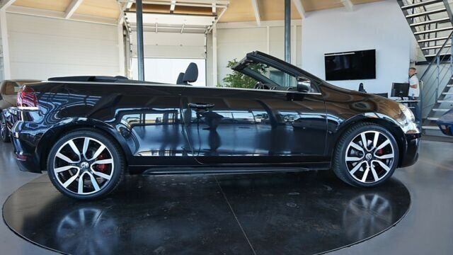 Gebraucht VW Golf Cabriolet GTI 211 PS (155 kW) 2015 Schwarz metallic Cabrio