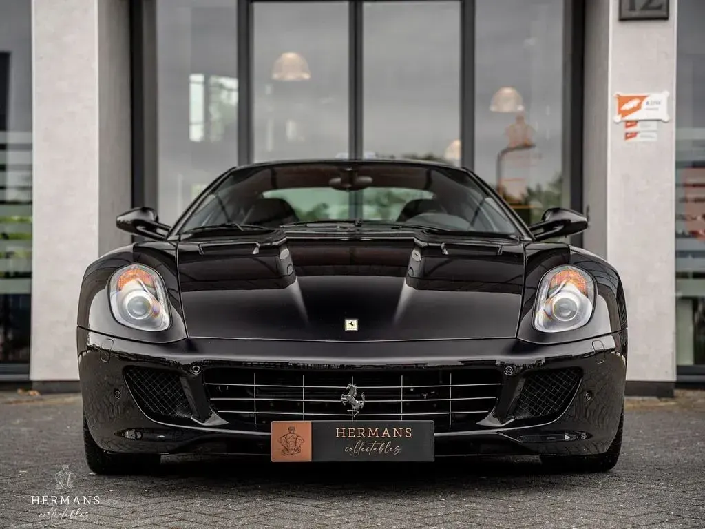 Second-hand Ferrari 599 620 CP (456 kW) 2007 Negru Coupe