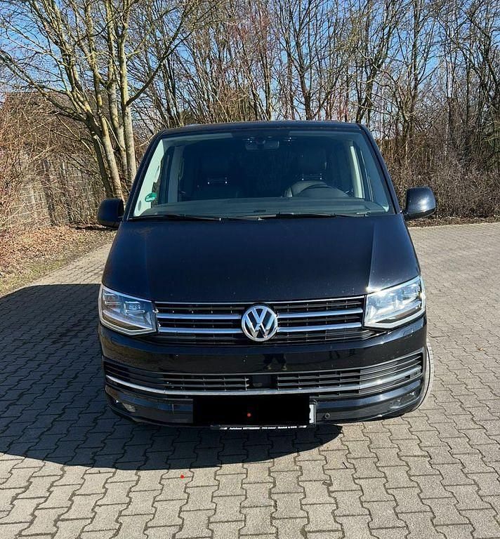 Schwarz Gebraucht 2017 VW T6 Highline Van | 32.900 € (Guter Preis) - Bild 1/4