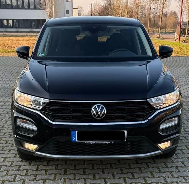 Schwarz Gebraucht 2021 VW T-Roc Active SUV | 18.700 € (Superpreis) - Bild 1/4