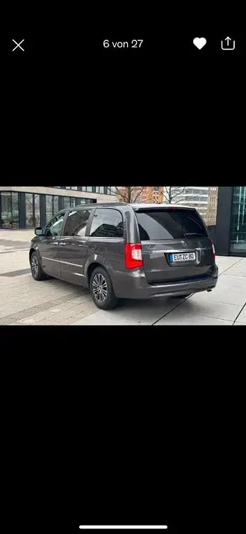 Usata Lancia Voyager Platinum 177 CV (130 kW) 2015 Grigio Monovolume