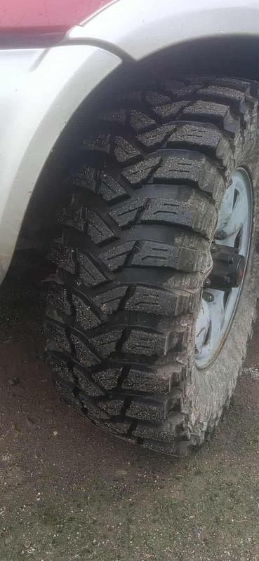 Gebraucht Nissan Terrano 136 PS (100 kW) 1996 Rot SUV