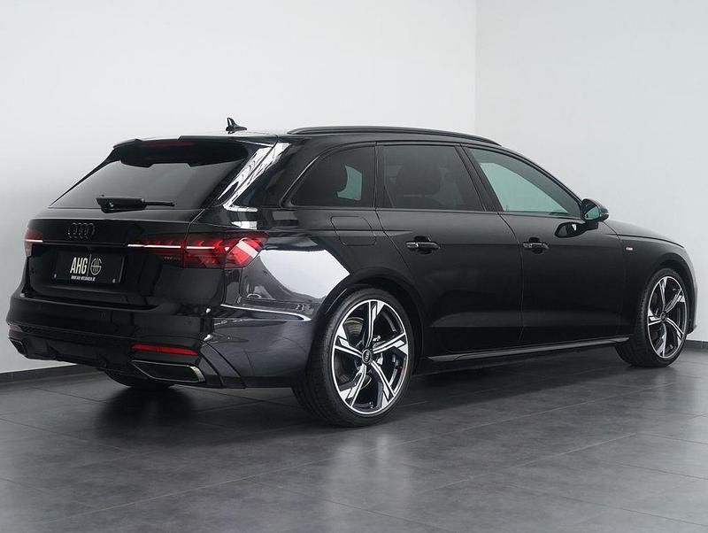 Gebraucht Audi A4 Competition 163 PS (119 kW) 2024 Schwarz Kombi