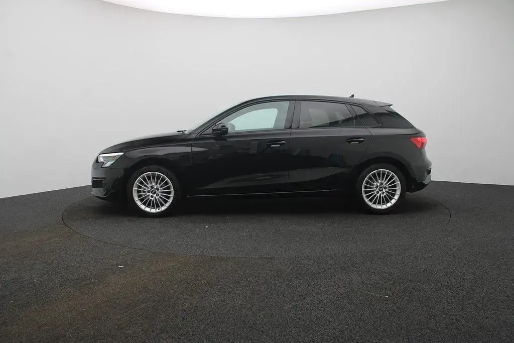 Gebraucht Audi A3 Advanced 150 PS (110 kW) 2024 Brillantschwarz Limousine