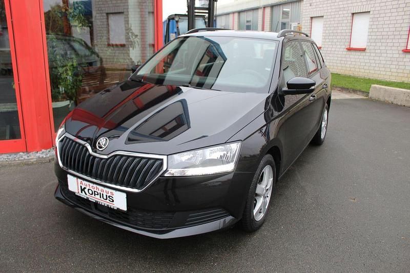 Schwarz Gebraucht 2020 Skoda Fabia Ambition Kombi | 13.195 € (Fairer Preis) - Bild 1/4